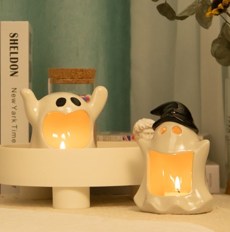 Haloween ghost scented candle details