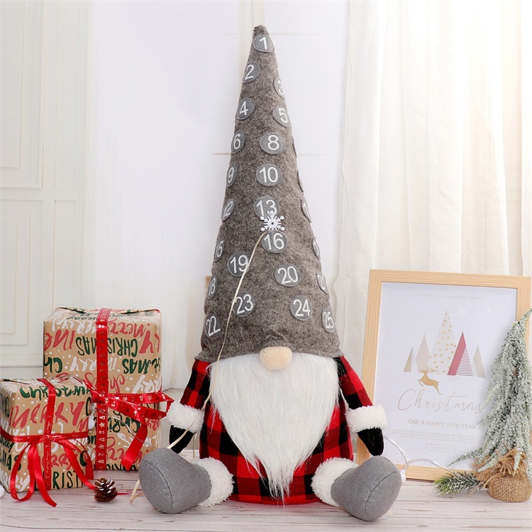 Cute teeth wind up toy