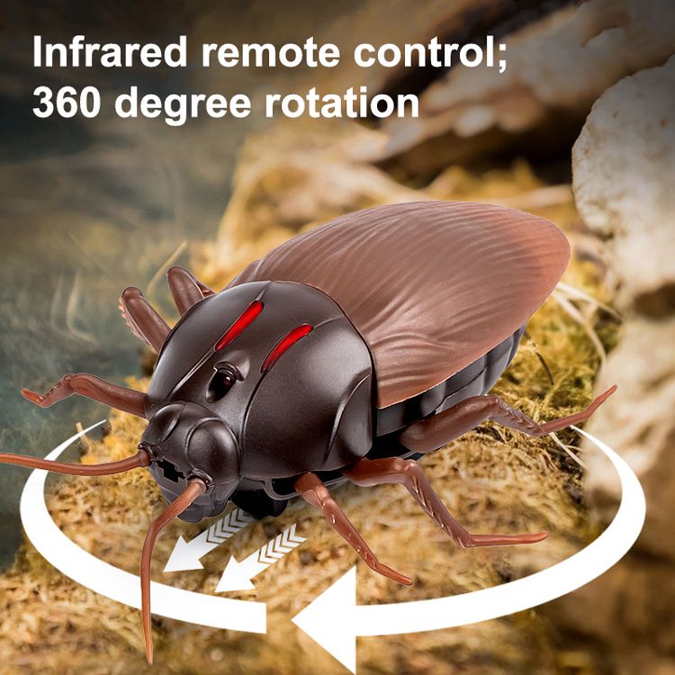Remote control cockroach prank toy detail
