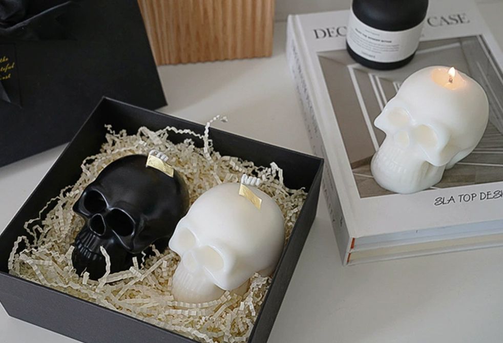 White skull candle